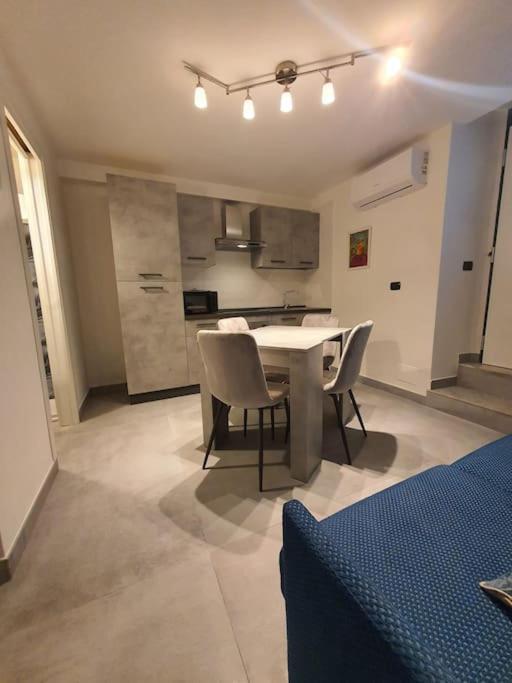 Casa Vacanze Frontemare Salerno Exterior foto