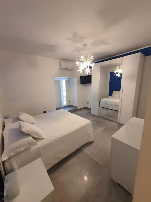 Casa Vacanze Frontemare Salerno Exterior foto
